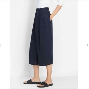 Vince Navy Blue Pull On Wide Leg Silk Culotte Crop Pant M